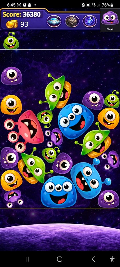 CosmicMesh gameplay with aliens filling the playfield